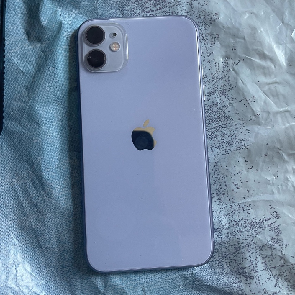 Iphone 11 - SOLD